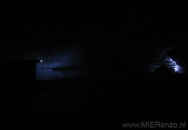 20121005205104 (Mier) - Onweer vanuit het vliegtuig