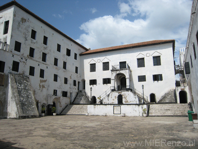 20091116102005 Ghana - Elmina