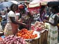 20091115112421 Ghana - Naar de markt voor inkopen