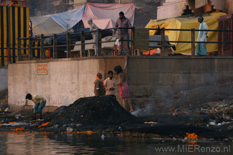 20130306063247 Mier - Boottocht Ganges