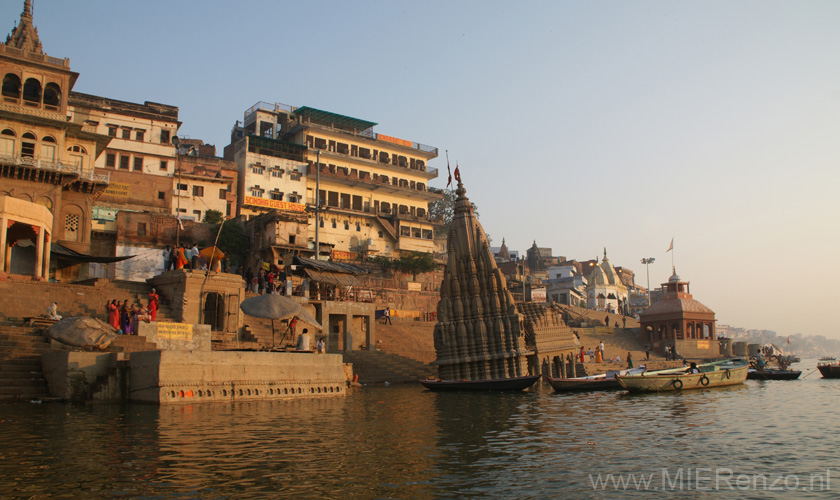 20130306065734 Mier - Boottocht Ganges