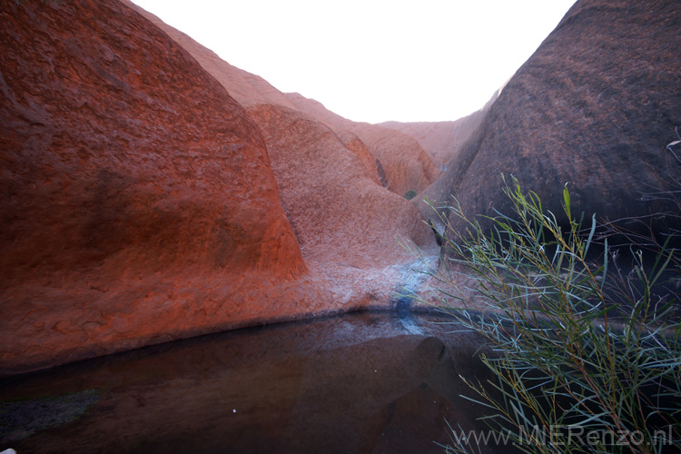 20110420162139 Uluru (Ayers Rock)