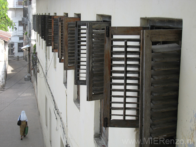 20100202081403 TanZanM - Stonetown