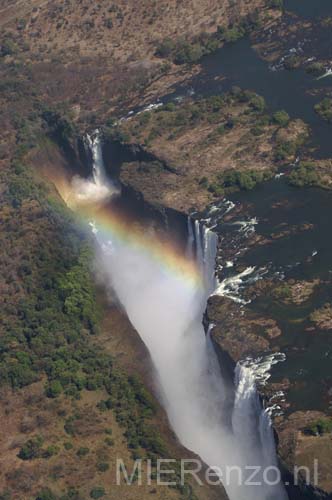 20060908 A (14) - Zimbabwe - Vic Falls - helicoptervlucht