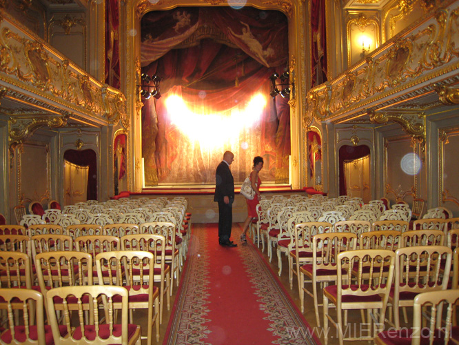 20110924174711  - Sint Petersburg - Joesoepovtheater
