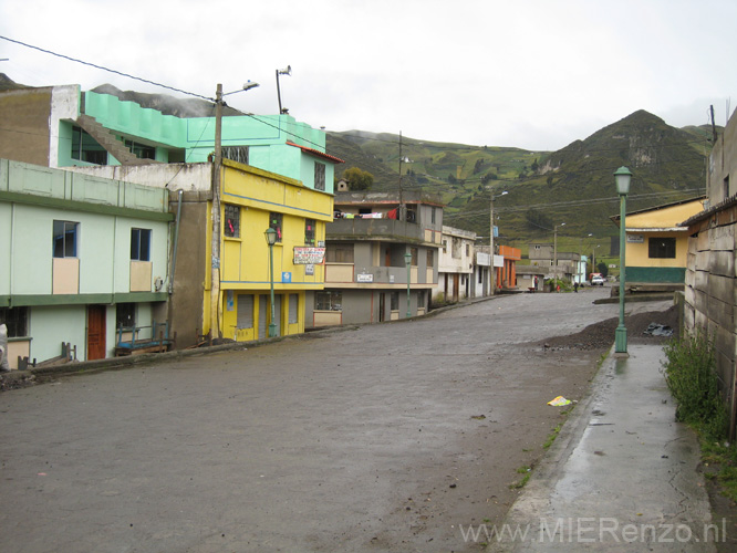 20080502 A (21) Zumbahua