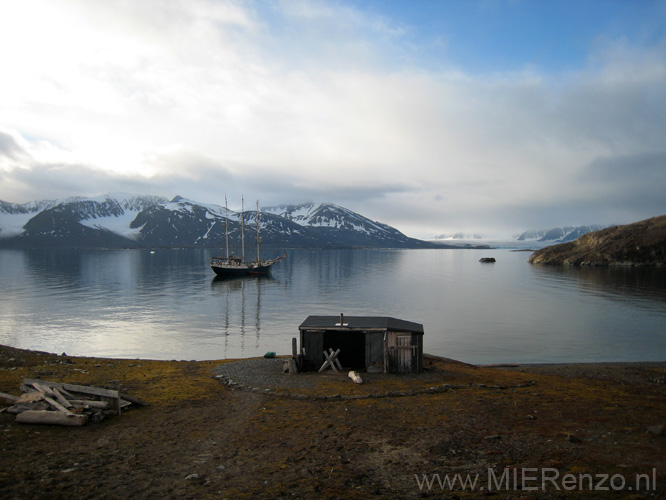 20100903093214 Spitsbergen - Texas Bar