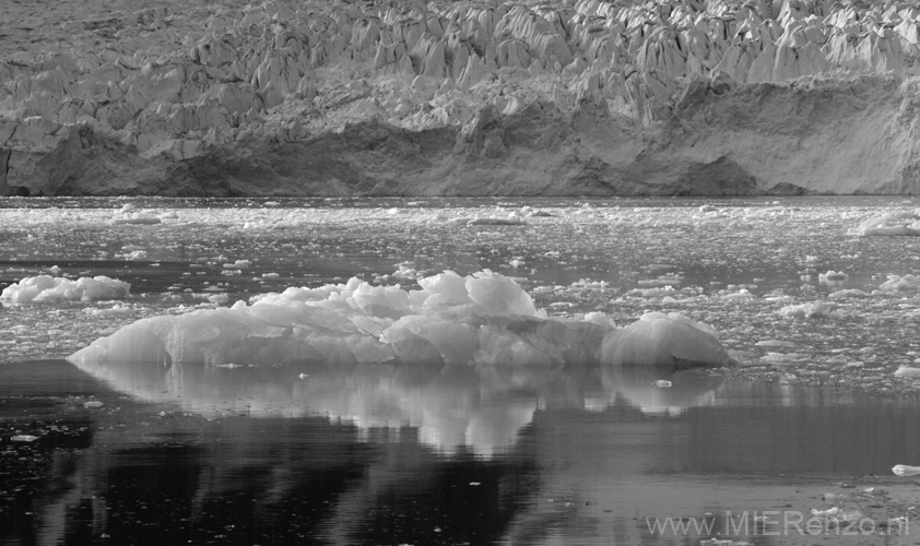 20100903130806 Spitsbergen - Monacobre Gletsjer